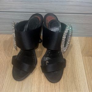 Manolo blahnik size 36